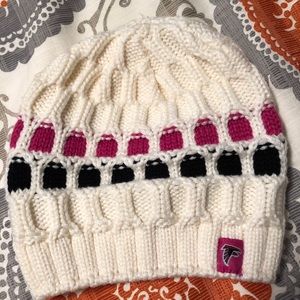 Atlanta Falcons Knit Crucial Catch Beanie